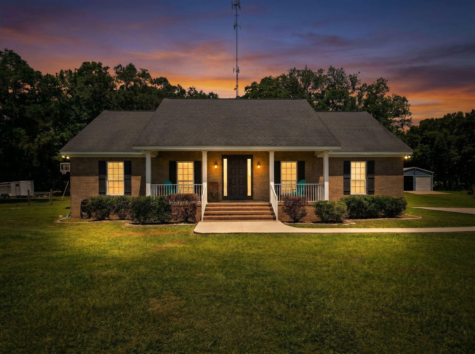 6141 Ranch Road E front exterior